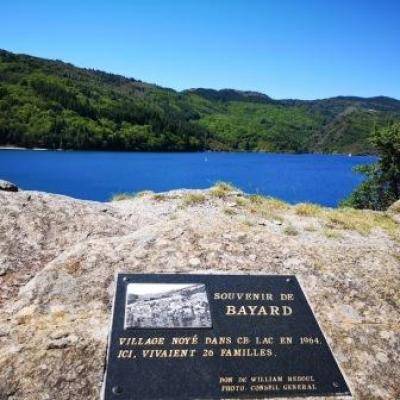 Souvenir de Bayard lac de Villefort @ Gite Castagnere